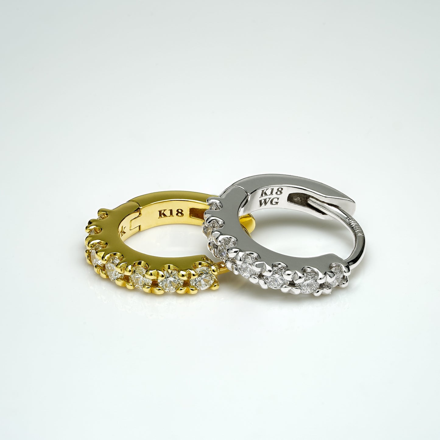 メレフープピアス ホワイトゴールド