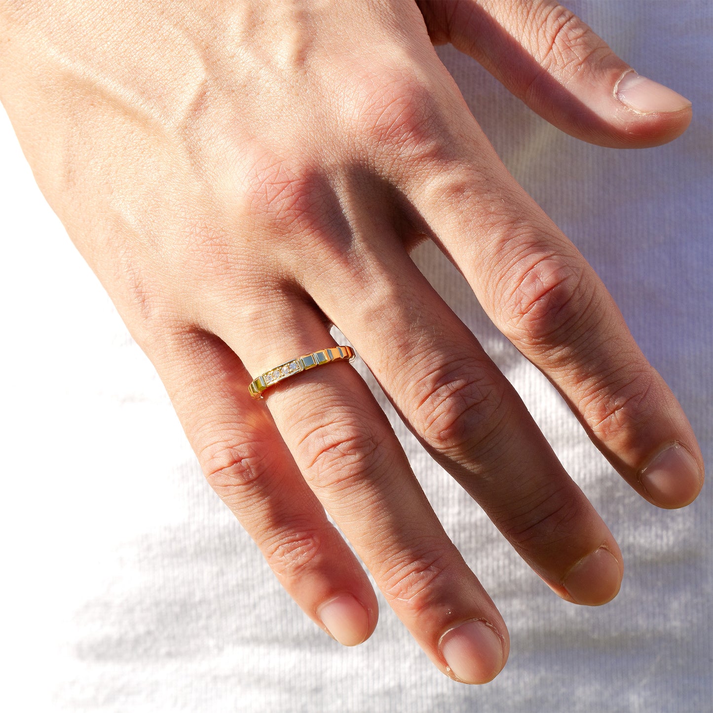 アイスボックスリング イエローゴールド メレダイヤモンドセッティング